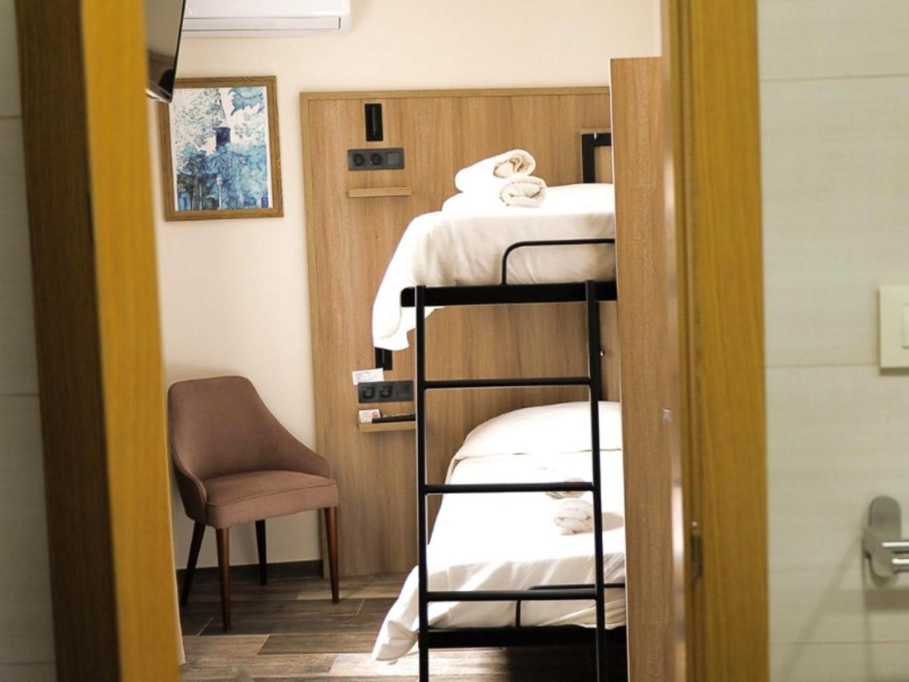 Hospedium Dlj Hostal Tematico Desde La Juderia Arjona Εξωτερικό φωτογραφία