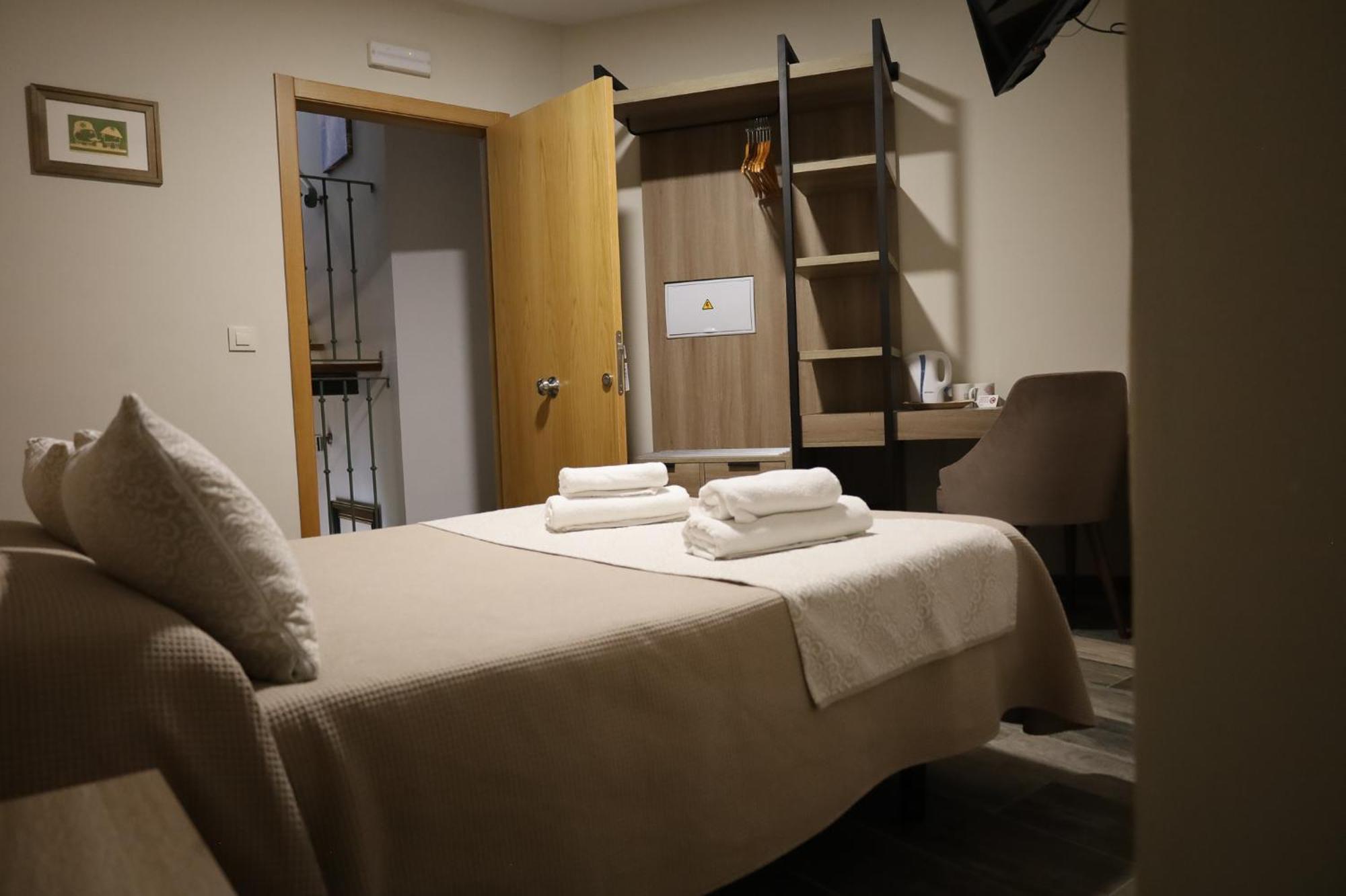 Hospedium Dlj Hostal Tematico Desde La Juderia Arjona Εξωτερικό φωτογραφία